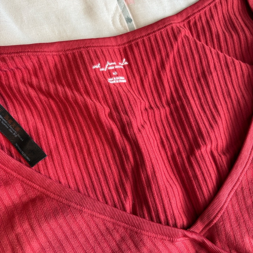 Red Urban Outfitters Ribbed Top - Picture 2 of 5